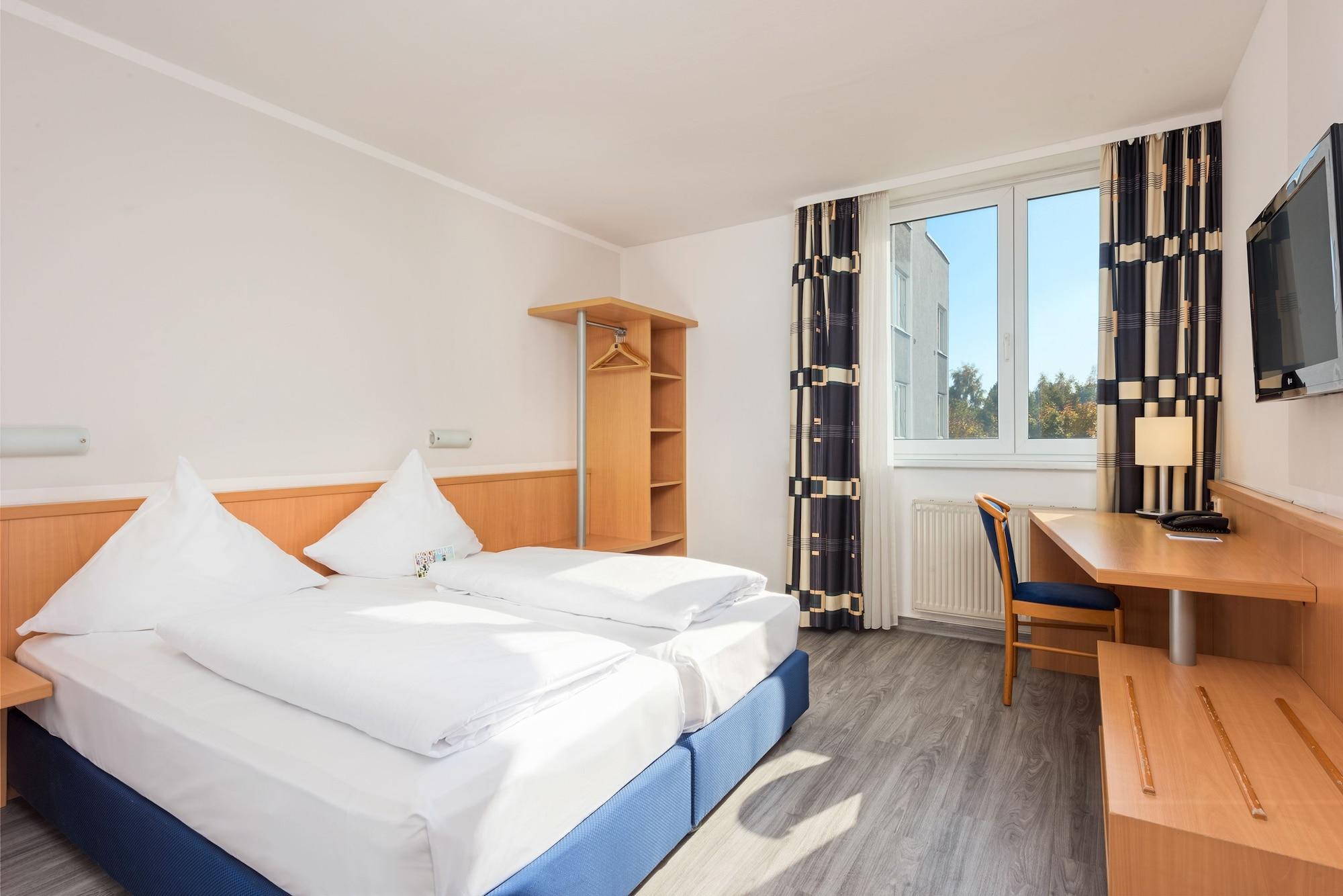 Courtyard By Marriott Dortmund Hotel Екстериор снимка