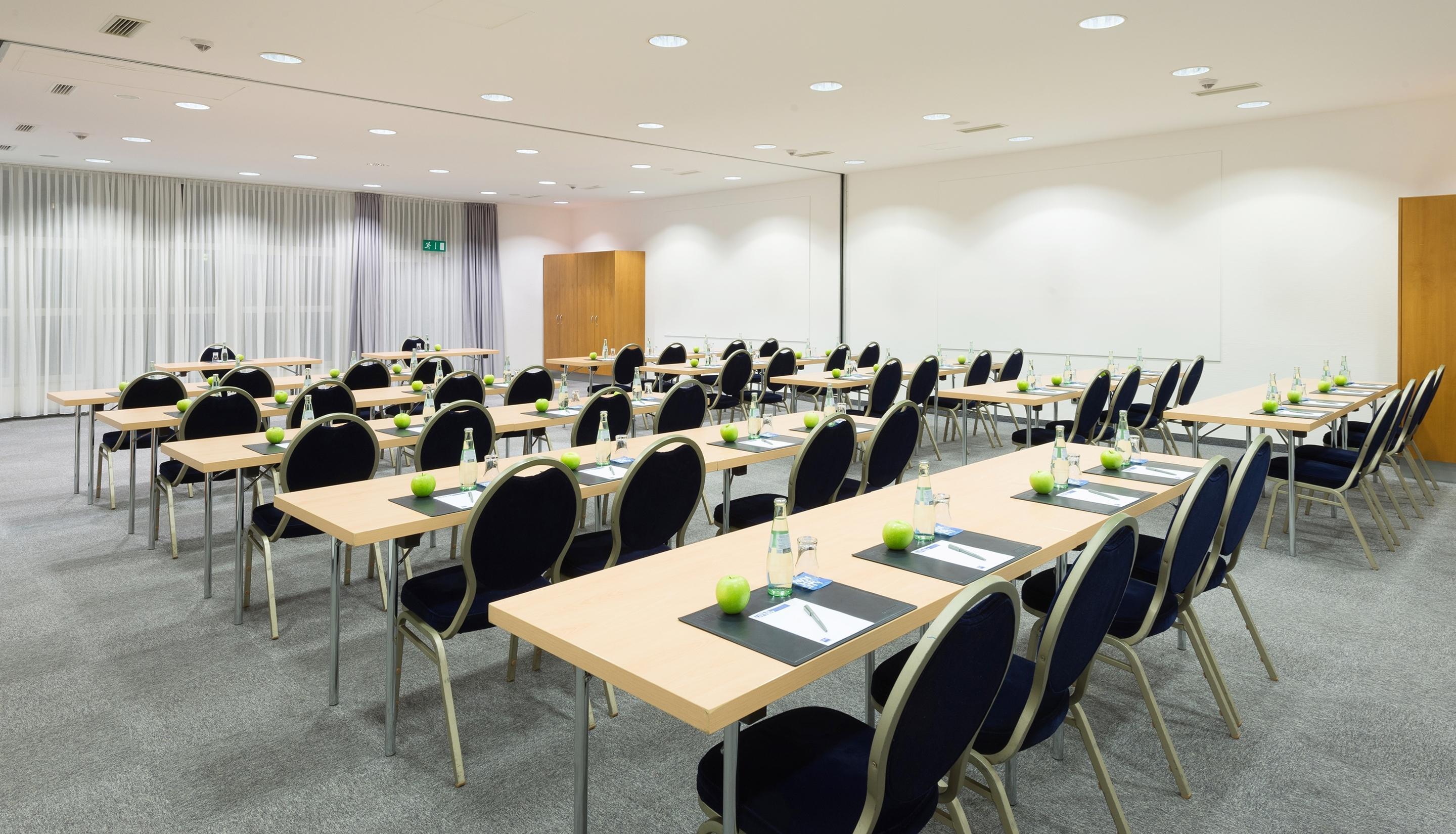 Courtyard By Marriott Dortmund Hotel Екстериор снимка