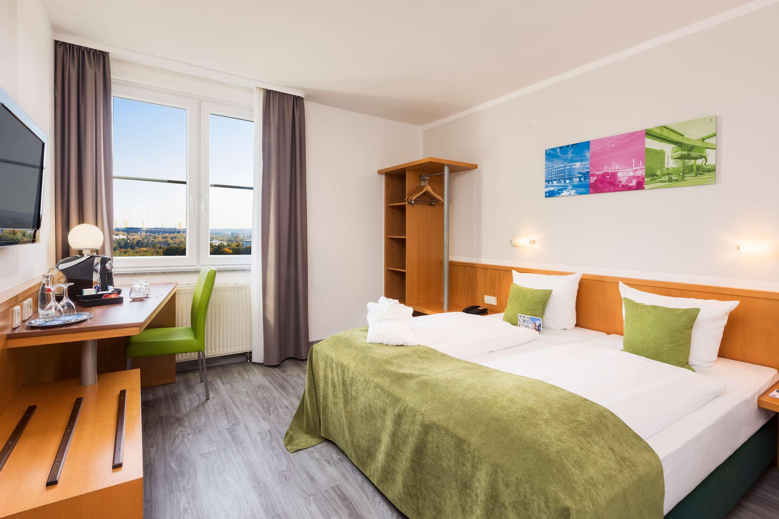 Courtyard By Marriott Dortmund Hotel Екстериор снимка
