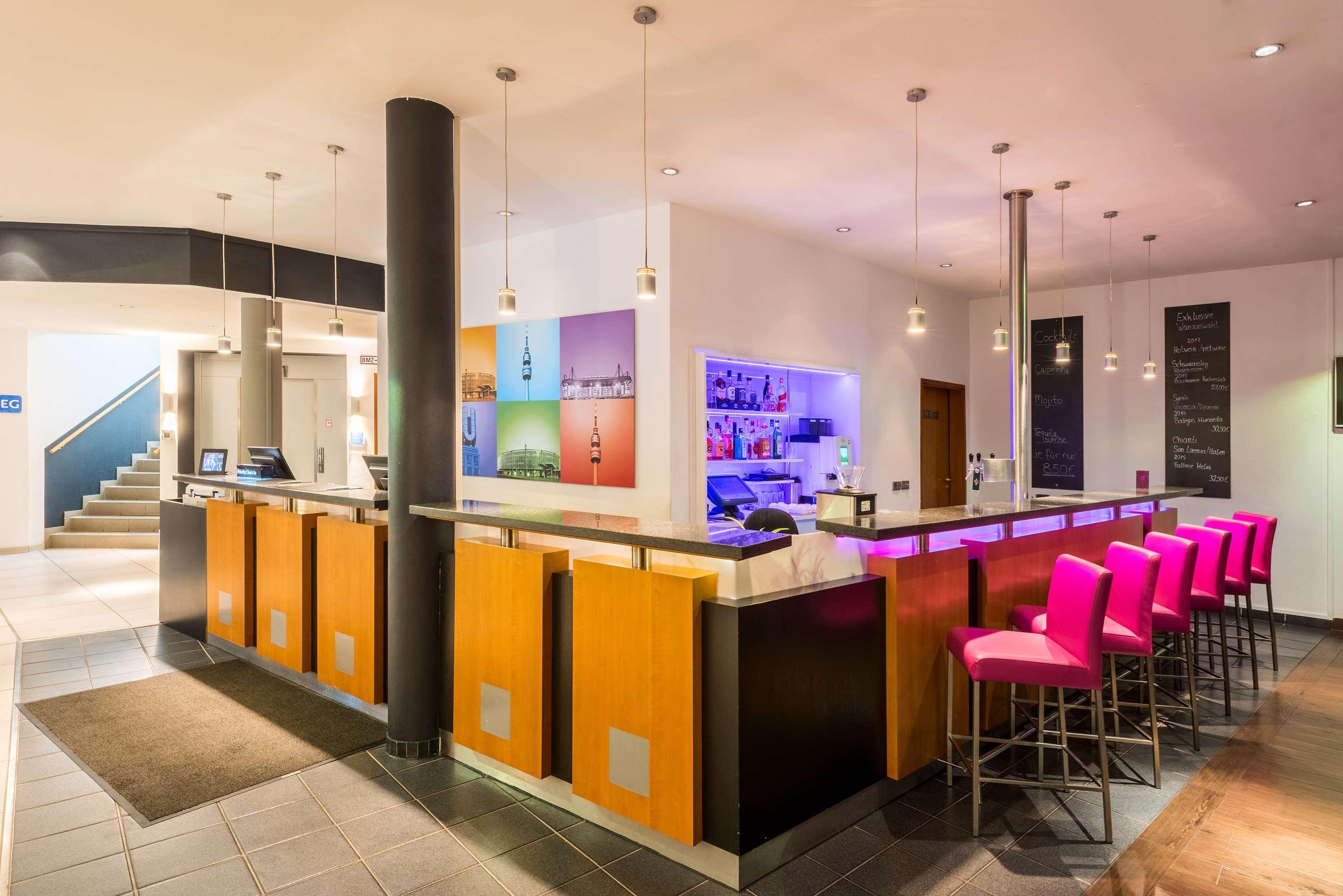 Courtyard By Marriott Dortmund Hotel Екстериор снимка