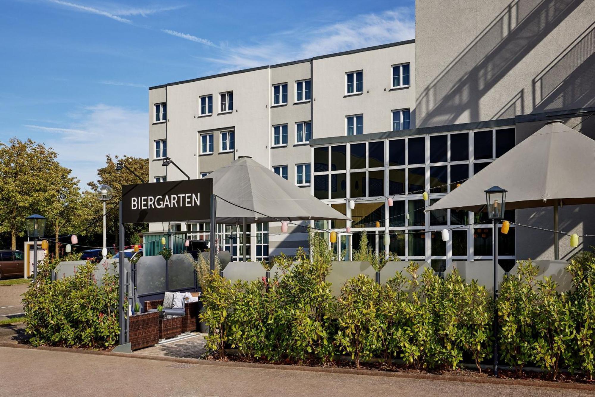 Courtyard By Marriott Dortmund Hotel Екстериор снимка