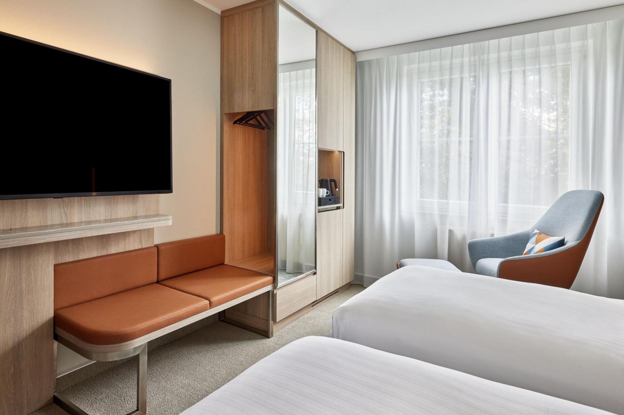 Courtyard By Marriott Dortmund Hotel Екстериор снимка