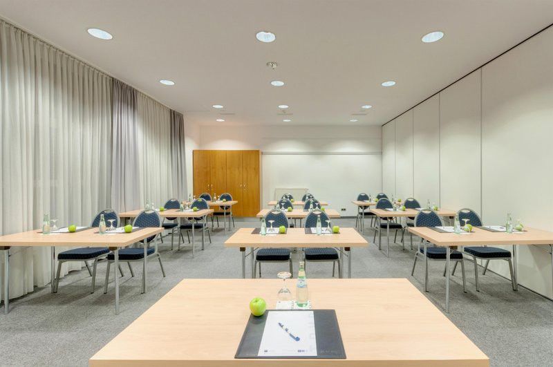 Courtyard By Marriott Dortmund Hotel Екстериор снимка